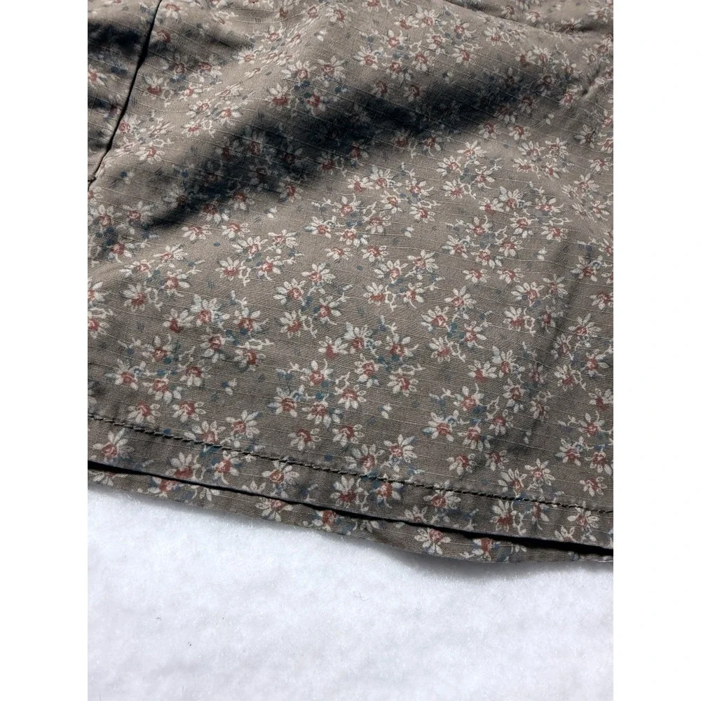 Women's‎ Inked & Faded Floral Daisy Tan Chino Short Size 8